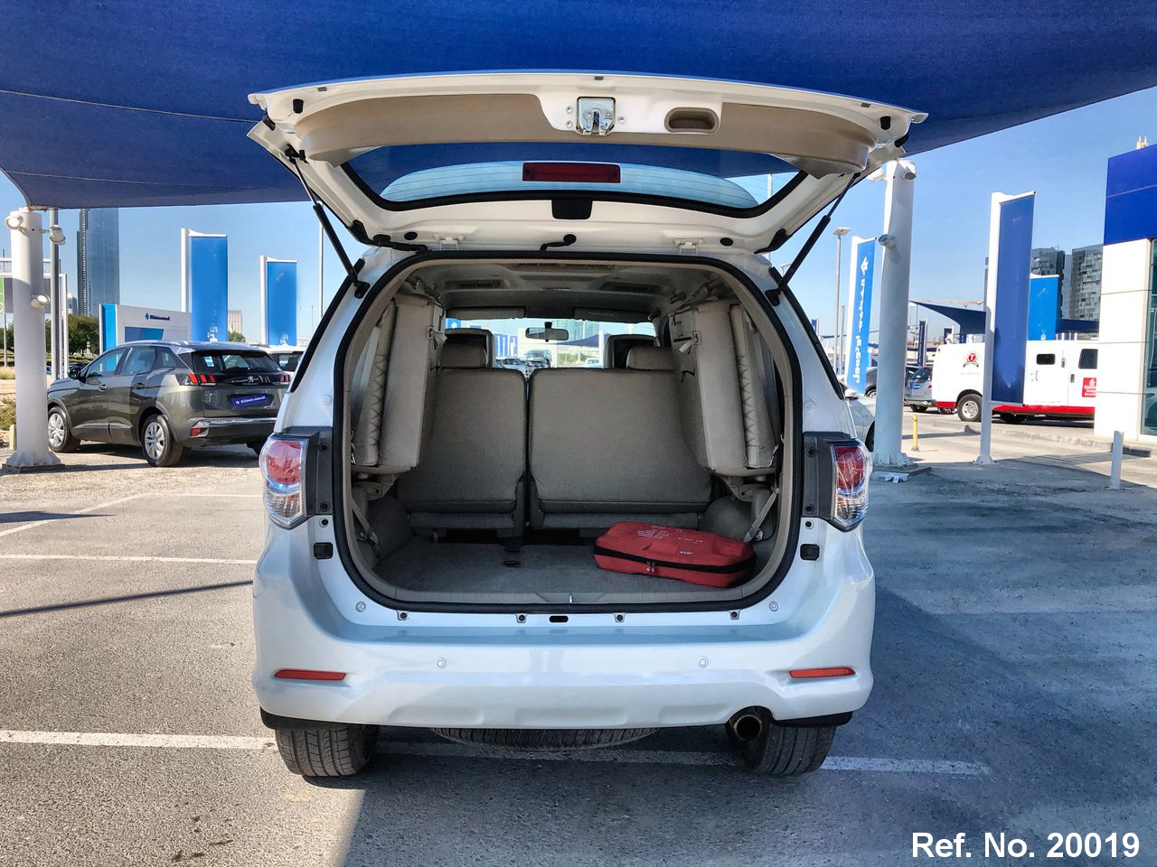  Toyota / Fortuner Stock No. 20019